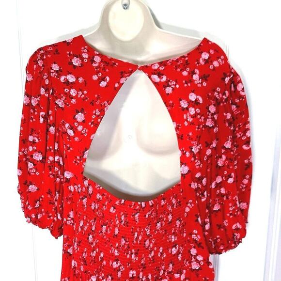 Old Navy Womans Sz XXL Midi Dress Puff Sleeve Floral Red Back Cut Out Smocked - Picture 8 of 9